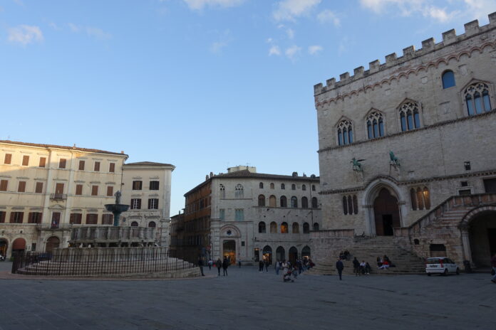 Perugia, Palazzo dei Notari e Fontana Maggiore