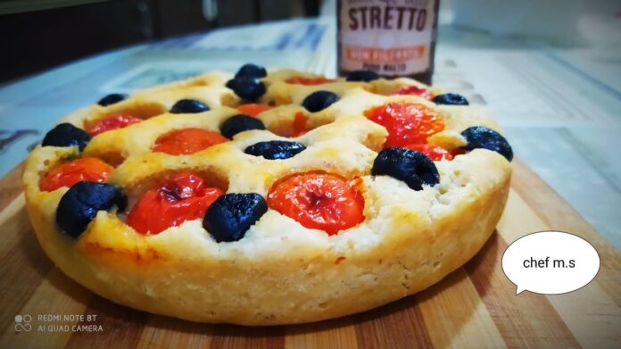 Focaccia pugliese